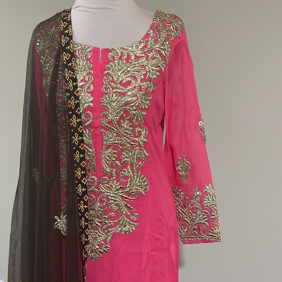 Plazo suit - Picture 2 of 4